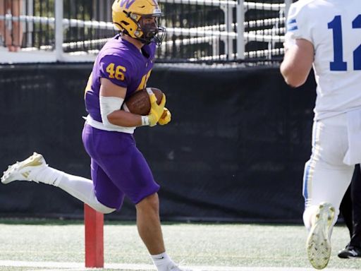 Williams routs Hamilton in NESCAC football opener; Owen McHugh ties a school record with 5 TD passes