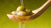 ANMAT prohibió dos aceites de oliva: cuáles no hay que comprar