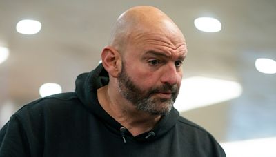 Fetterman mocks students protesting on college campuses over Houthi offer