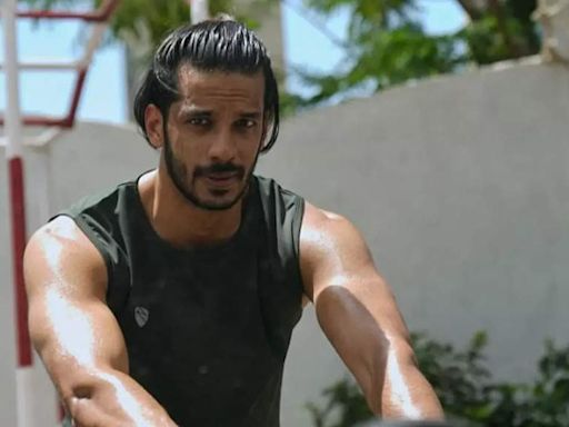 Naagin fame Shrey Mittal shares he hates working out; says ‘I'm trying to lose a little more weight and look a bit leaner’ – Exclusive | - Times of India