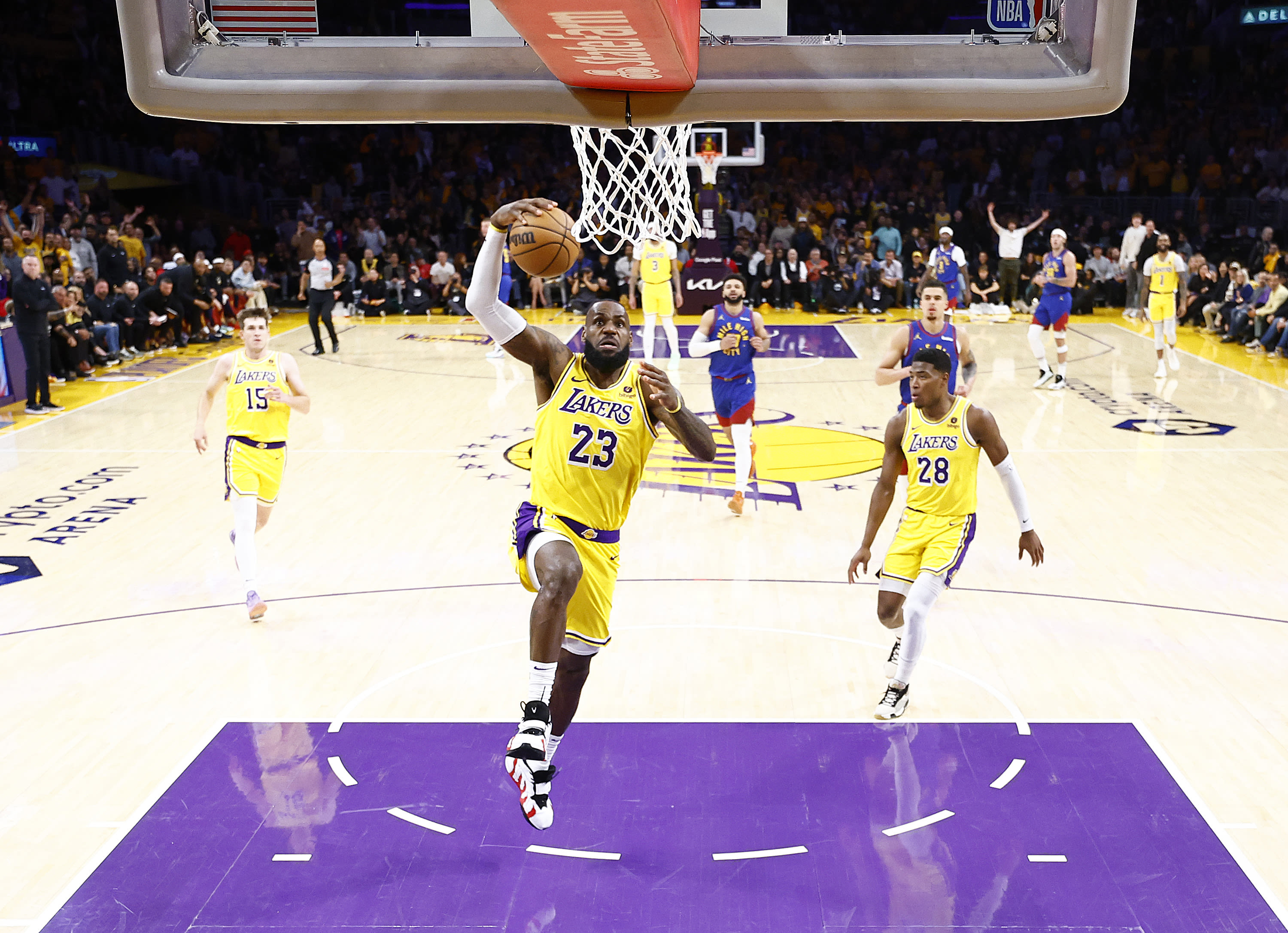 Lakers, LeBron James Agree to Massive New Contract — With One Surprise