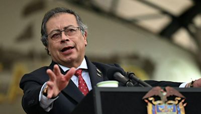 Gustavo Petro pide a la tercera edad que marche por él y se escuda en la reforma pensional