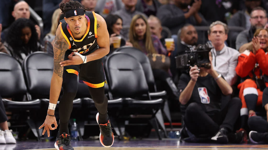 Suns' Damion Lee at 85% after injury, will be ready for camp