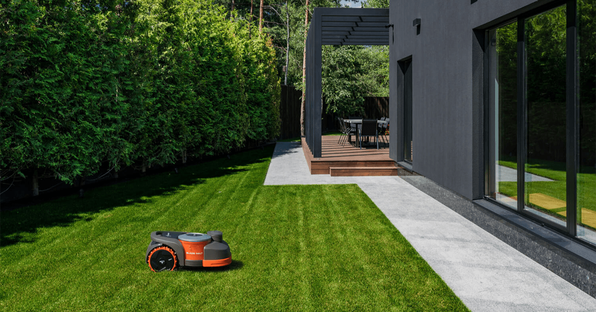 First discount on Segway Navimow H Series robot lawn mowers, Juiced e-bike flash sale, 1-day Greenworks and Worx deals, more