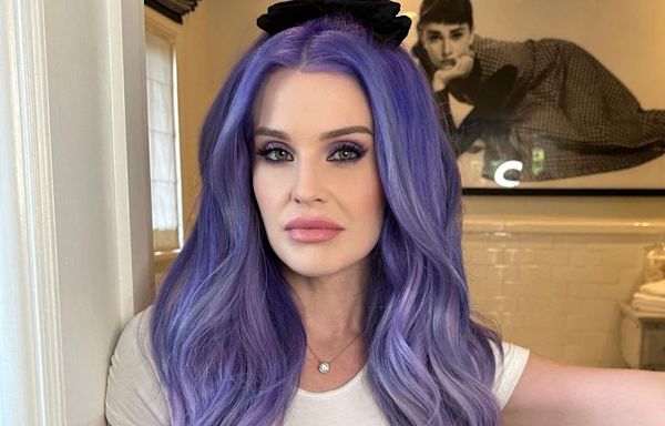 Kelly Osbourne Recalls Executive Saying She Was 'Too Fat for TV' and Could Be Movie Star 'If You Lost Weight'