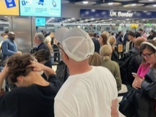 Chaos at UK airports after Border Force gates fail causing long queues