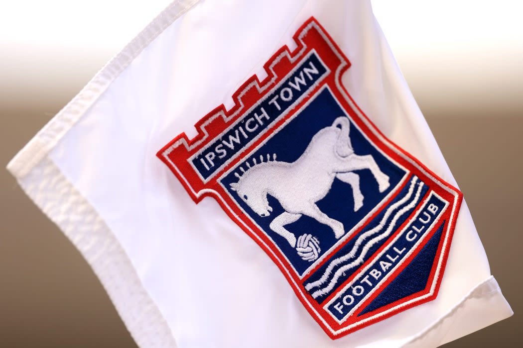 Former Charlton Athletic forward Rutherford joins Ipswich Town