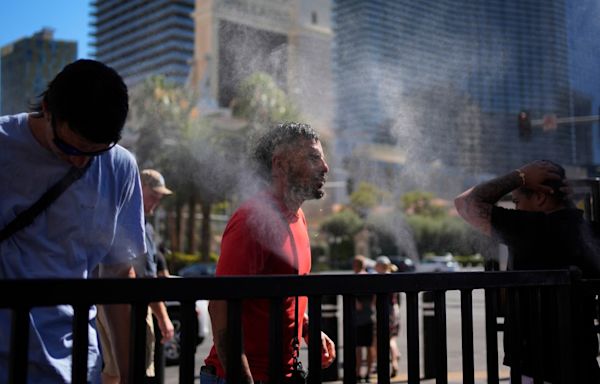 Las Vegas eyes record of 5th consecutive day over 115 degrees as heat wave continues to scorch US