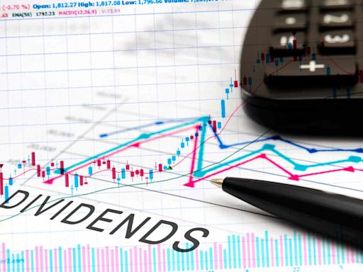 6 Absolutely Best Ultra-High-Yield Dividend Stocks Paying Over 11%