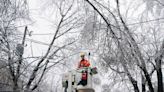 1 dead, hundreds of thousands still without power after Quebec ice storm