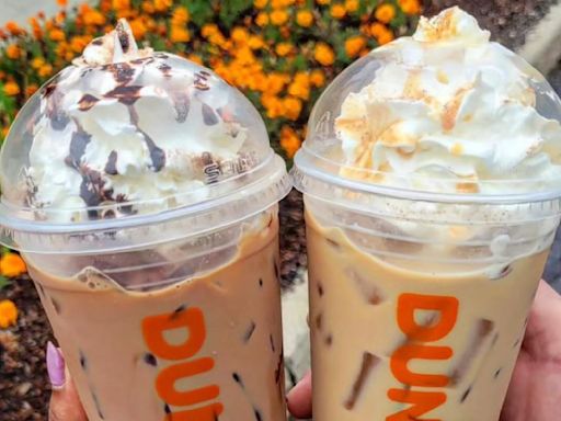 The Difference Between Dunkin's Flavor Shots And Swirls