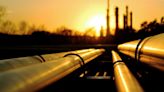 Crude Oil Falls Below $100: Should You Exit TSX Energy Stocks?
