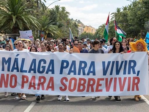 Málaga dice basta al turismo de masas y protesta contra sus efectos dañinos en la ciudad