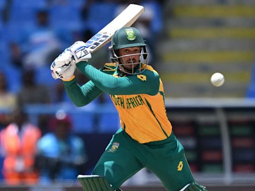 SA hope Quinton de Kock continues to soar