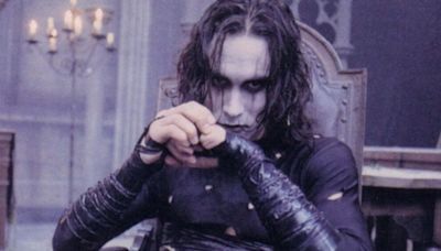 The Crow Returning to Theaters for 30th Anniversary Ahead of Bill Skarsgård Reimagining