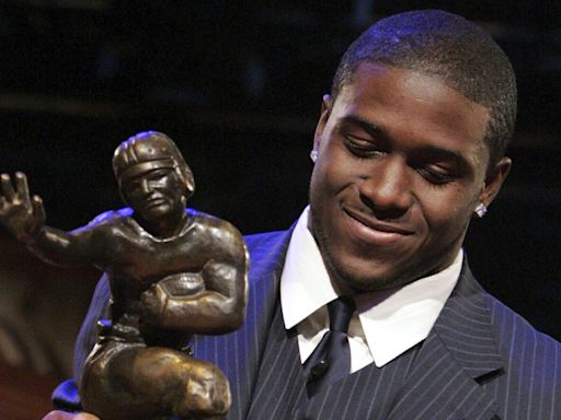 How Reggie Bush Wound Up With A Returned Heisman Trophy and $25 Million In Net Worth