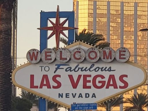 ‘Welcome to Fabulous Las Vegas’ sign celebrates 65th anniversary with wedding photo contest