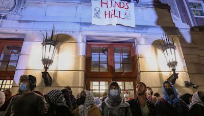 La Casa Blanca criticó la toma del edificio de la Universidad de Columbia: “No es un ejemplo de protesta pacífica”