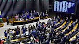Câmara aprova projeto que derruba parte do decreto de Lula sobre acesso a armas de fogo