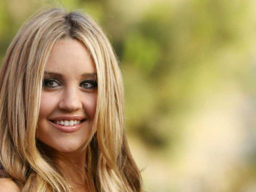 Amanda Bynes Shows Off New Hair Color in Rare Solo Outing in Los Angeles