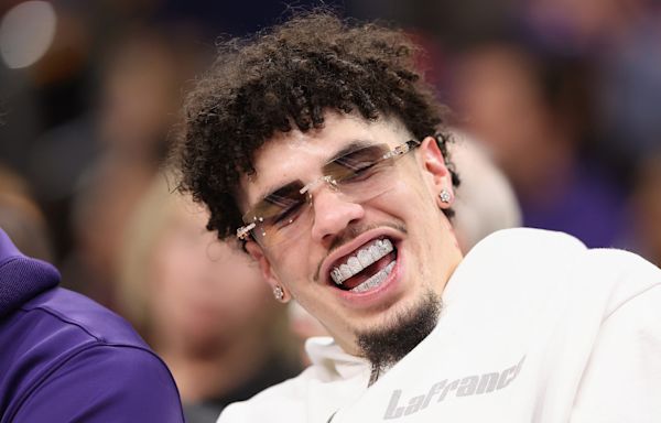 LaMelo Ball buys Cam Newton’s Charlotte condo, rides go-kart on roof
