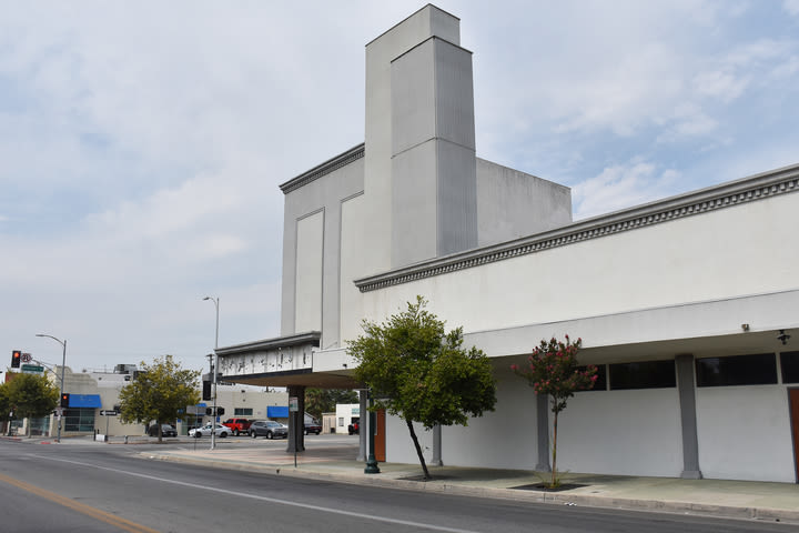 An 'unmitigated disaster' in Bakersfield was the foundation of a now-famed chain