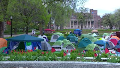 Pro-Palestinian encampment at University of Minnesota remains for 2nd-straight day