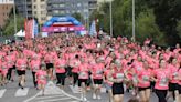 VÍDEO: La marea rosa de la Carrera de la Mujer sigue creciendo