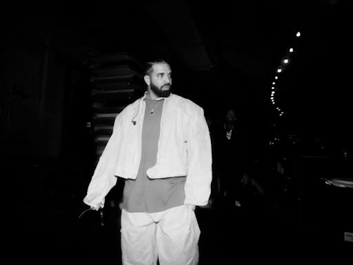 Drake’s ‘Push Ups’ Debuts at No. 2 on Hot R&B/Hip-Hop Songs