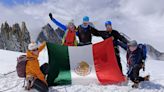 Mexicanos y franceses supervivientes de cáncer buscan subir a la cima del Pico de Orizaba