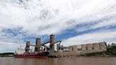 Argentina anuncia inversión 550 million $ para construcción puerto granos en zona Rosario