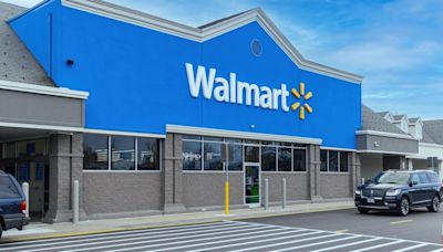 Walmart CEO Started In The Warehouse And Says He Climbed His Way Up By 'Raising His Hand' When The Boss Was Away...