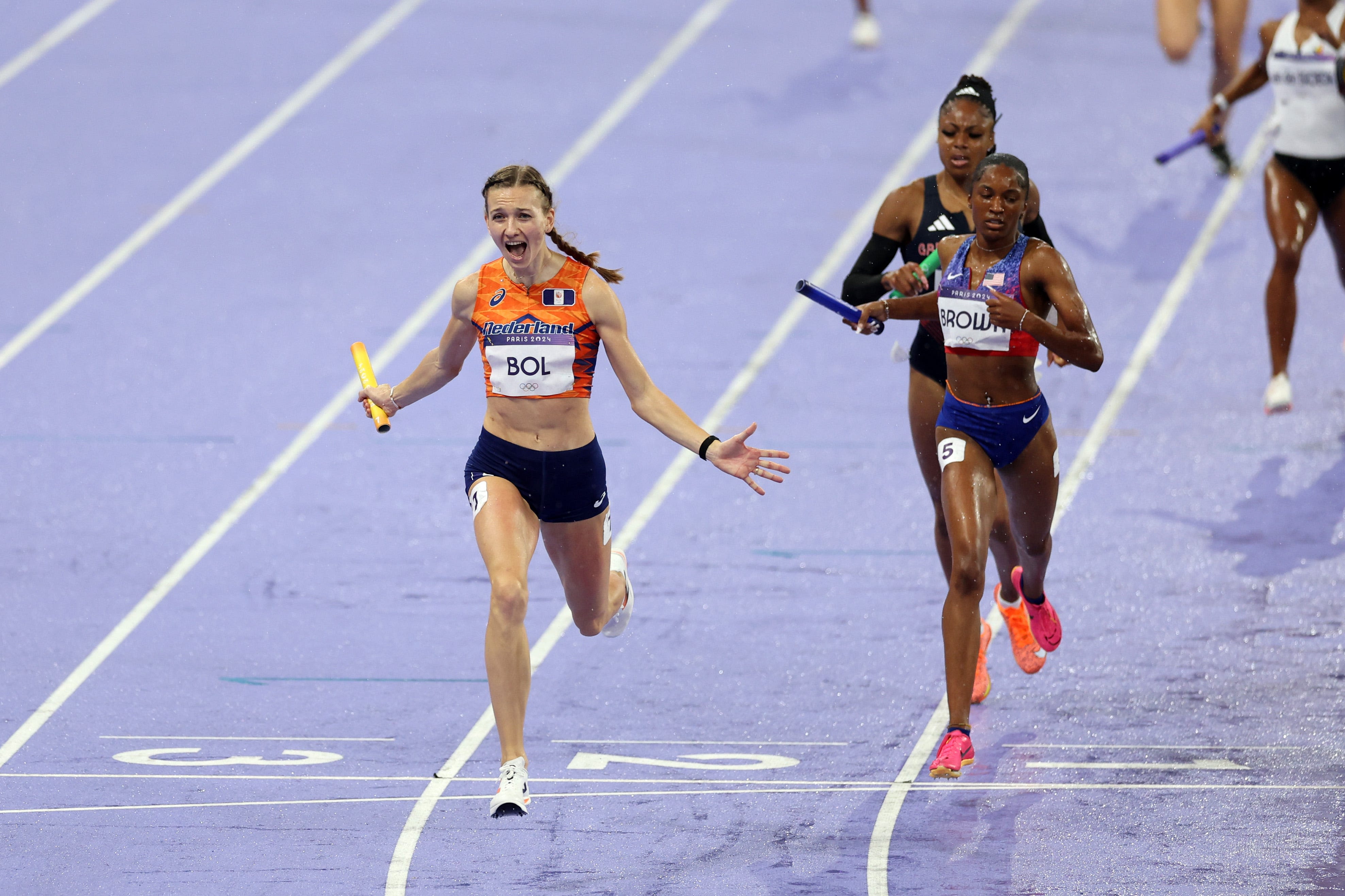 Netherlands' Femke Bol steals 4x400 mixed relay win from Team USA in Paris Olympics