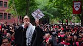 Estudiantes de Harvard protestan contra el veto a sus compañeros propalestinos