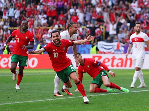 Tres goles y selfis con Cristiano Ronaldo en la victoria de Portugal ante Turquía