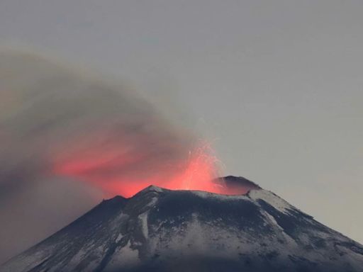 Volcán Popocatépetl registró 32 exhalaciones este 26 de mayo; este MAPA muestra dónde caerá ceniza hoy