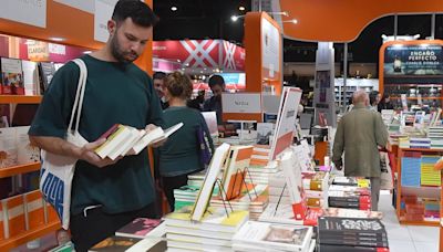 El Gobierno explicó por qué no tiene stand en la Feria y confirmó que Milei presentará su último libro