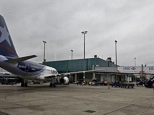 Falla de luces en pista de aterrizaje obliga a suspender vuelos en aeropuerto Jorge Chávez