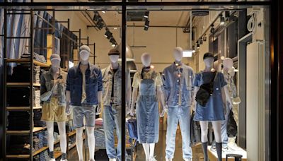 Levi’s se aprieta el cinturón para dar lustre a sus vaqueros