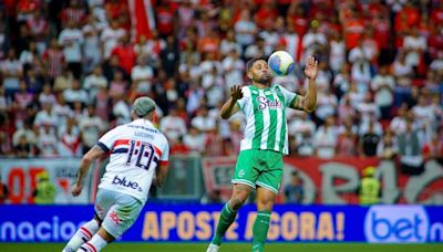 São Paulo empata com o Juventude e deixa o G4 do Brasileirão