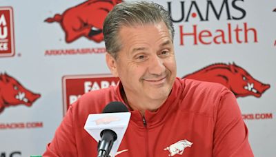 Razorbacks Heading to Being Basketball School