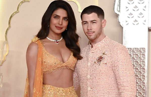 Priyanka Chopra and Nick Jonas Hit the Dance Floor in Dazzling Looks at Lavish Ambani Wedding: Watch