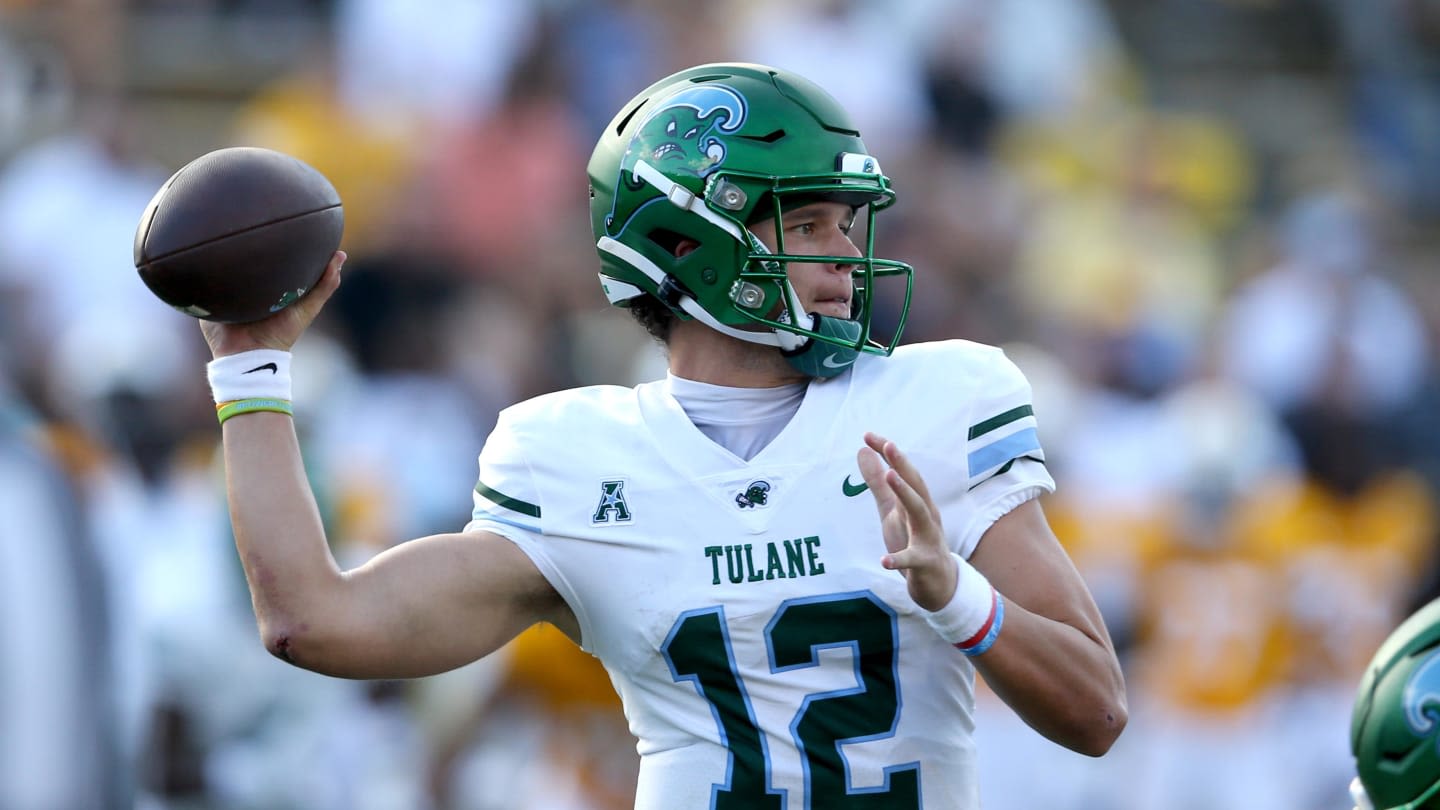 Tulane Coach Gives Candid Thoughts on QB Battle Heading into Fall Camp