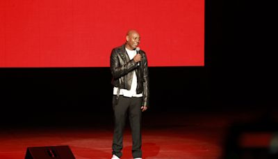 Dave Chappelle returning to local comedy stage next month