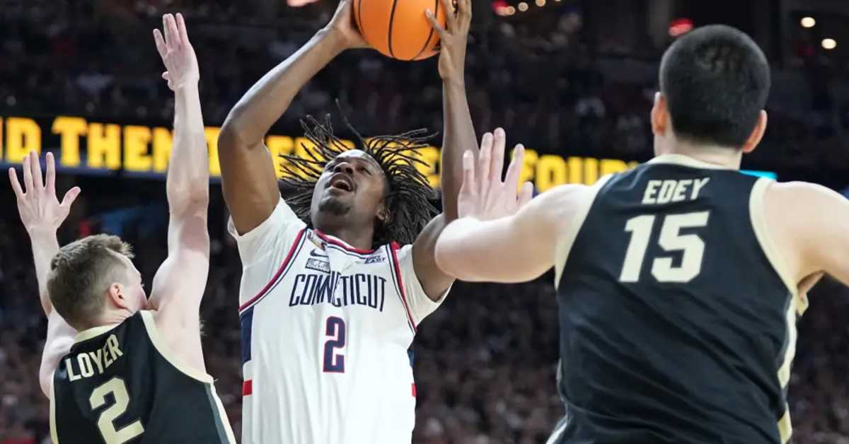 Warriors Once Again Draft UConn Guard in Latest Mock