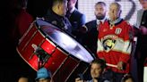 Jack Nicklaus attends Stanley Cup Final, bangs drum before Game 5 in Florida