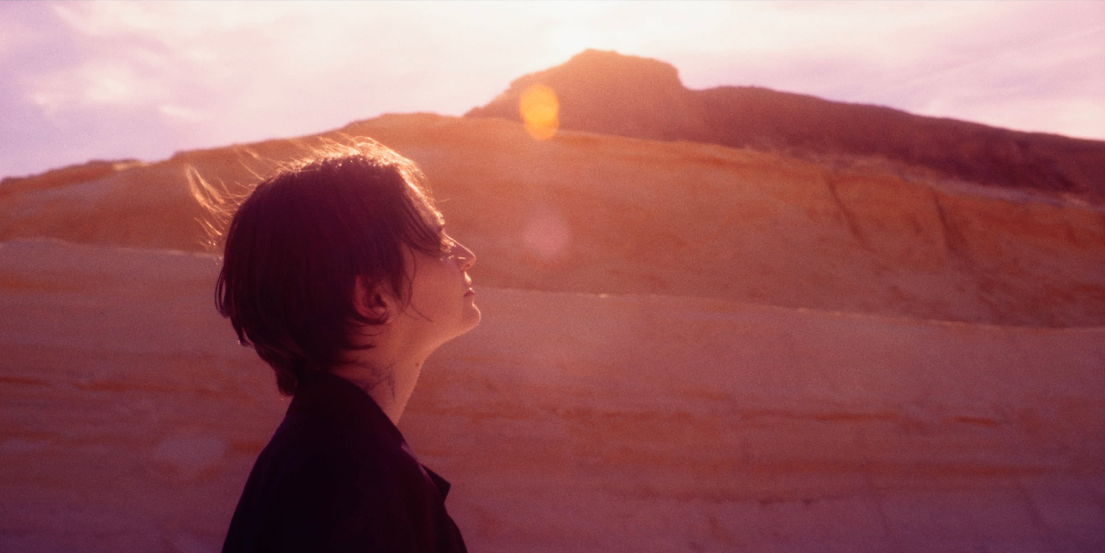 Christine and the Queens Shares Video for New Song “Rentrer Chez Moi”: Watch