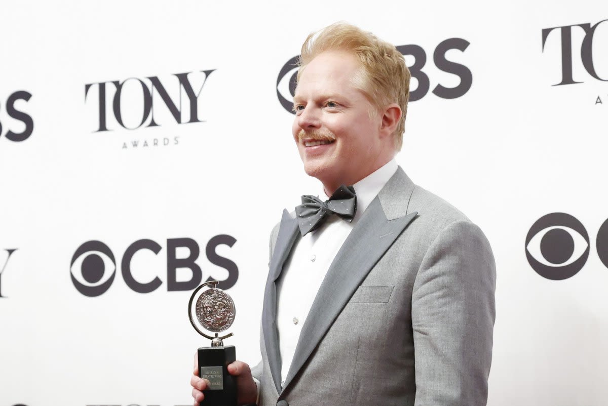 Jesse Tyler Ferguson, Renee Elise Goldsberry to announce Tony Award nominations