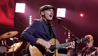 What to do around Chicago: James Taylor, Blues Fest and the Puerto Rican People’s Day Parade