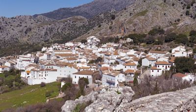 Las Ferias y Fiestas de Benaocaz se celebran desde este martes con la suelta del toro enmaromado